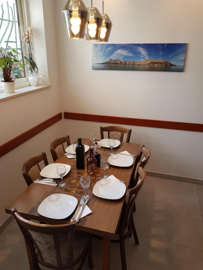 Apartment Centar Omiš Екстериор снимка